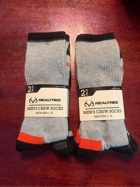 2 packs Realtree Men's Black and Grey Crew Socks with Orange Accent - 2 Pair
